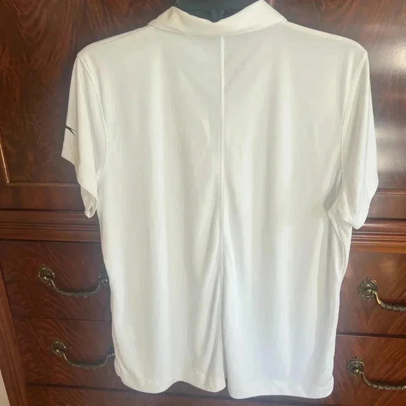 Slavender ladies white Golf shirt. NWT. Zip front v neck UPF 30 - Picture 7 of 9